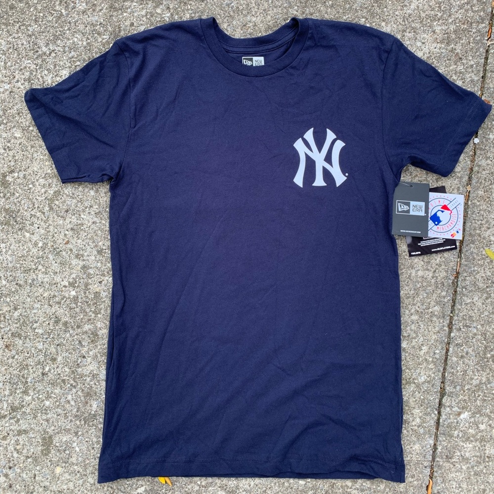 Yankees Tee NWT